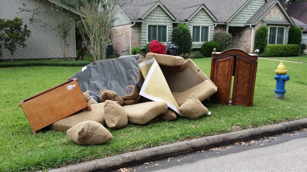 Commercial Chaos? The Art of Professional Junk Removal